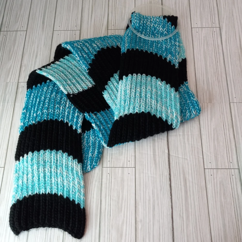 N/A colorblock knit